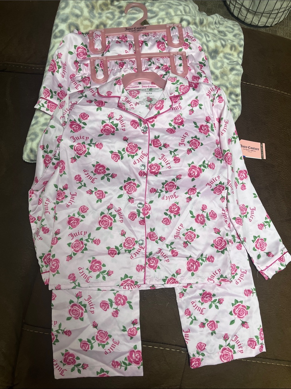 Juicy Couture Pink Rose Print Girls 3 Piece Pajama Set - Picture 2 of 6
